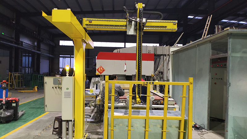 亿博玻璃悬臂桁架（非标定制）